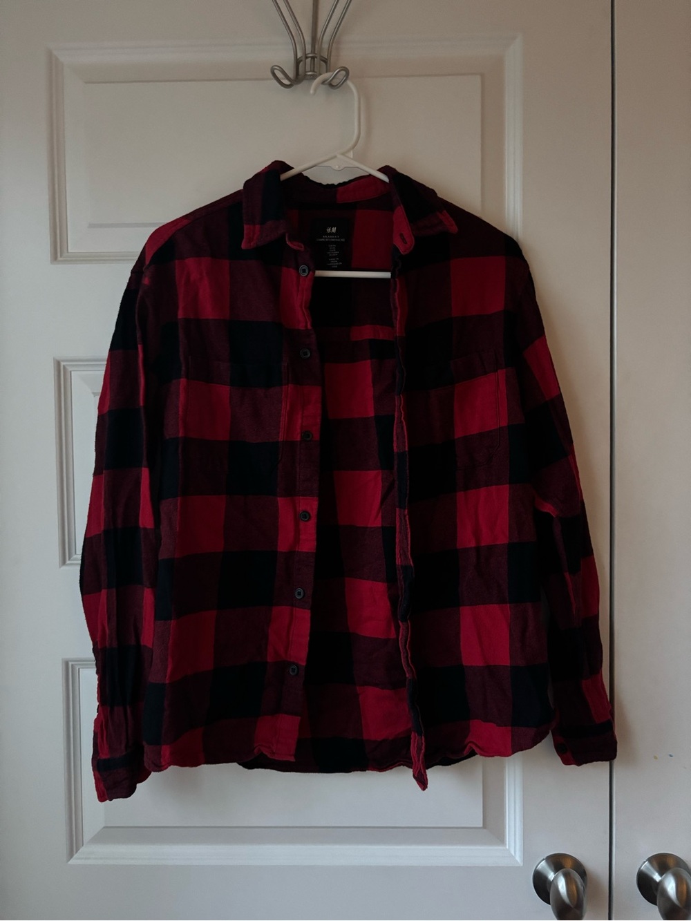 H&M Men’s Red and Black Plaid Button-Down Shirt